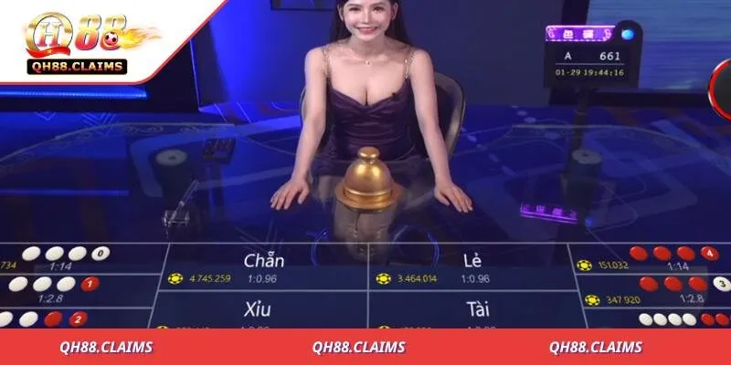 Tập trung lắng nghe âm thanh xóc đĩa để dự đoán kết quả